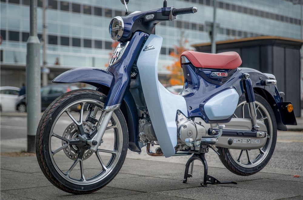 HONDA　Super Cub Review: Honda Super Cub | Product Reviews | Honest John