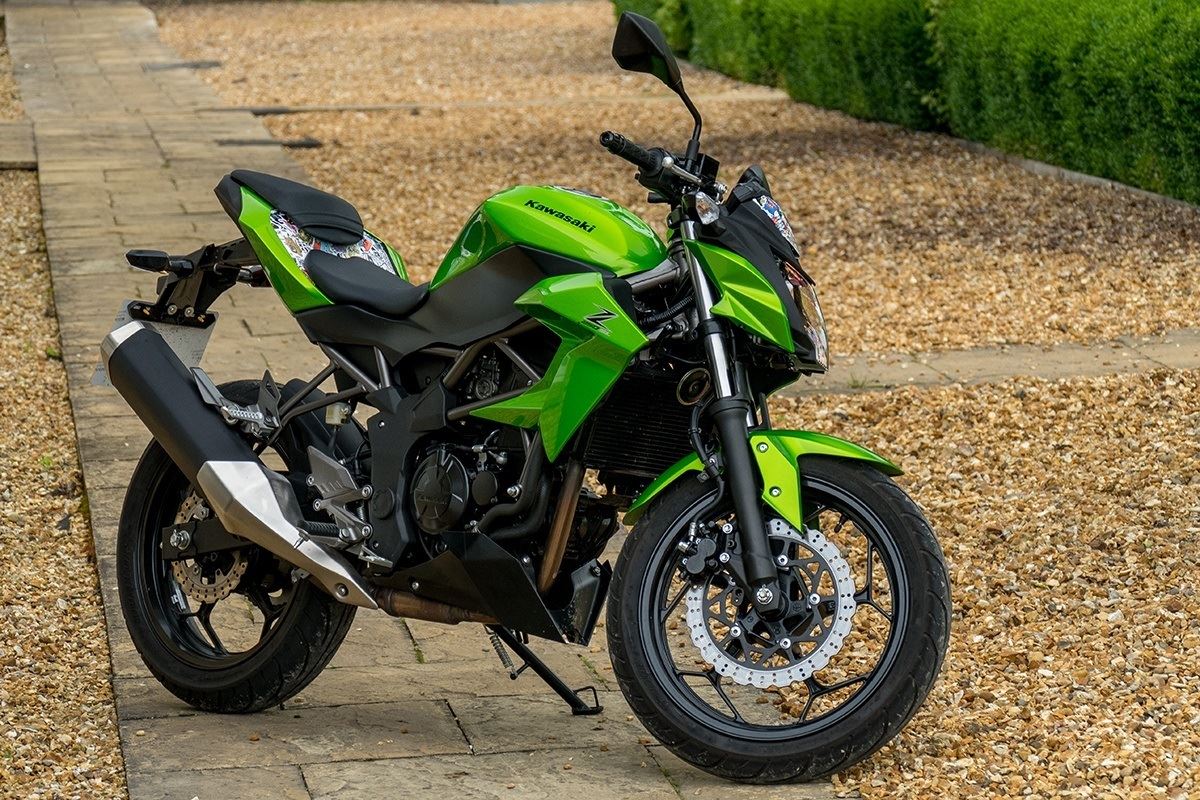 Kawasaki Z250SL サービスマニュアル 2016年式 Review of Kawasaki Z250SL (2016 years) - Webike