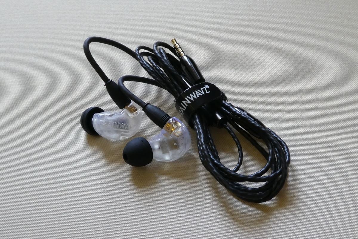 Review: Brainwavz B400 headphones | Product Reviews | Honest John