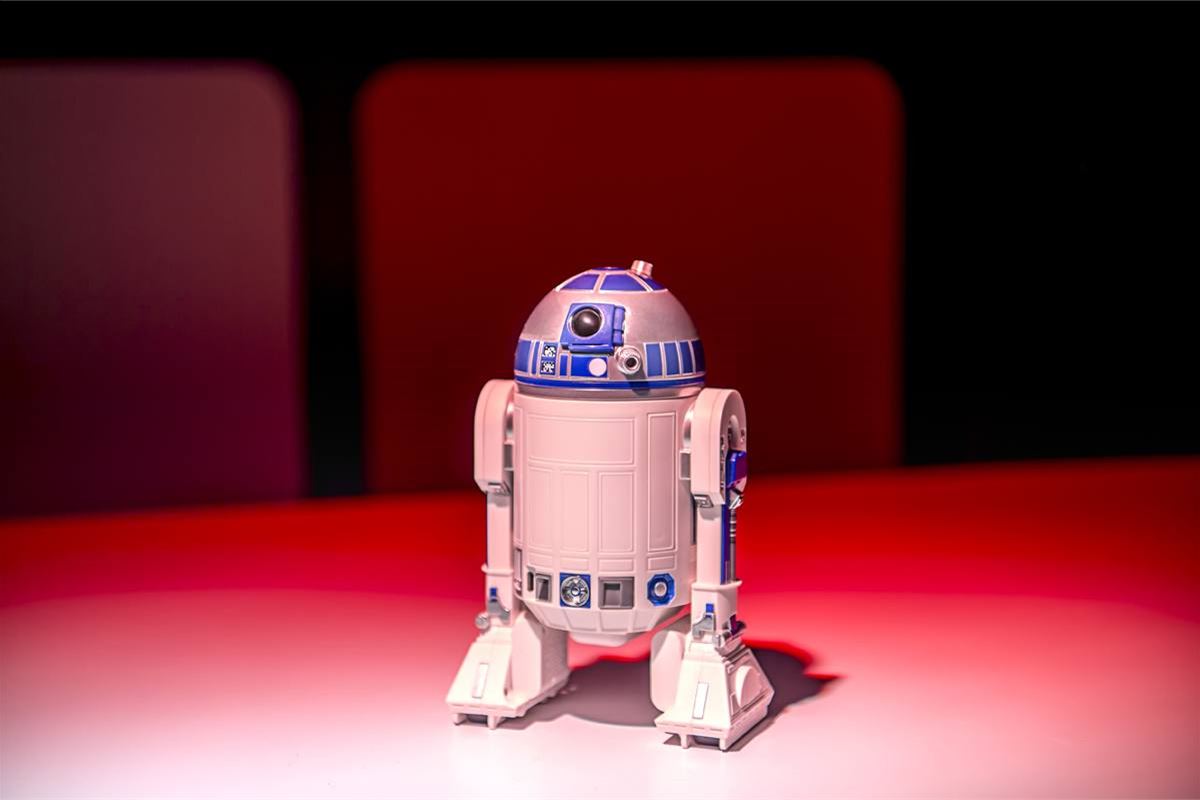 Review: Sphero R2-D2 | Product Reviews | Honest John