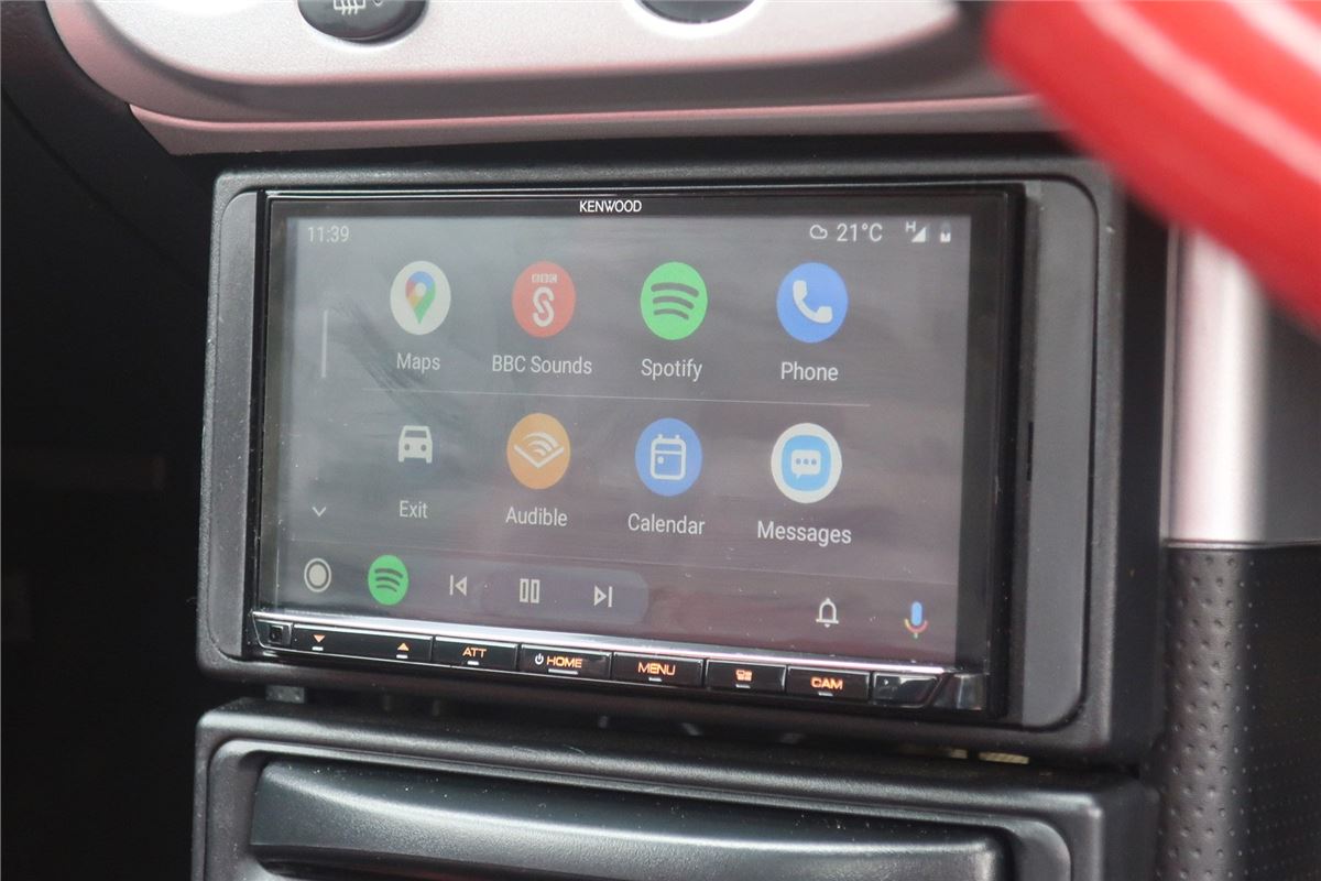 Review: Kenwood DMX8020DABS Car Stereo with Apple CarPlay and