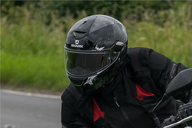 Top 10: Motorcycle helmets under 200 | Honest John Kit | Honest John